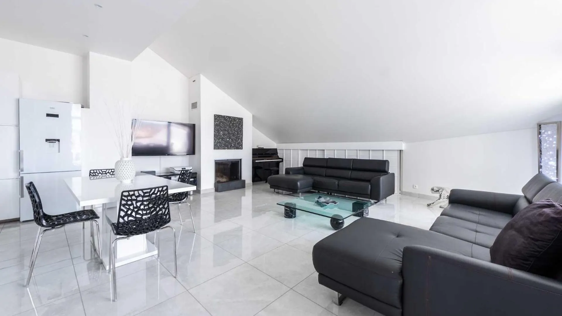 Apartment Luxury Penthouse 120 M2 In The Heart Of Cannes